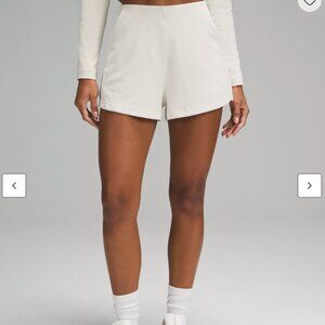 Lululemon Ribbed Softstreme High-Rise Short 2" Size 4